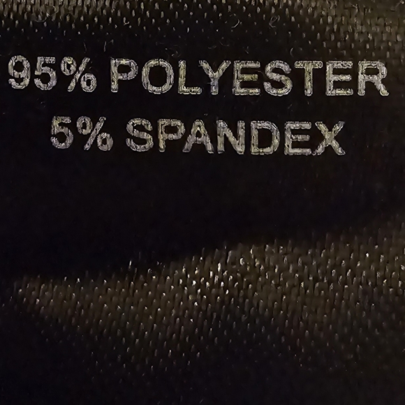 #347 Izuria black and white abstract faces long sleeve crewneck top size 2XL - Picture 4 of 5